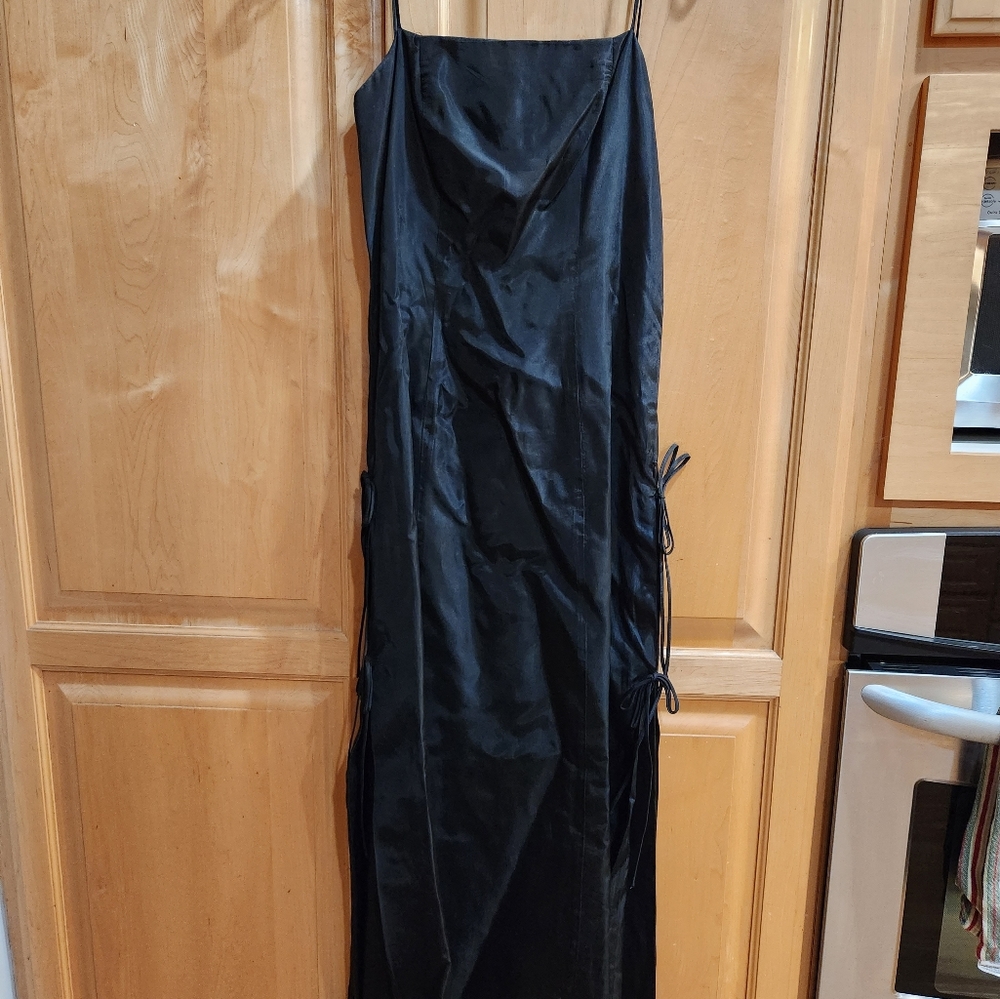 Vera Wang- formal dress